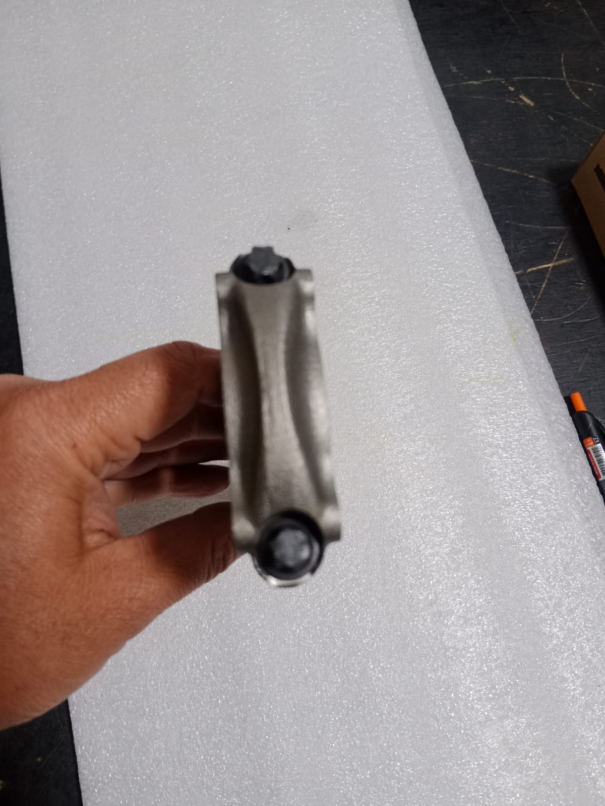 BIELA DE MOTOR SPRINTER 413/313 2.2CC BMY
