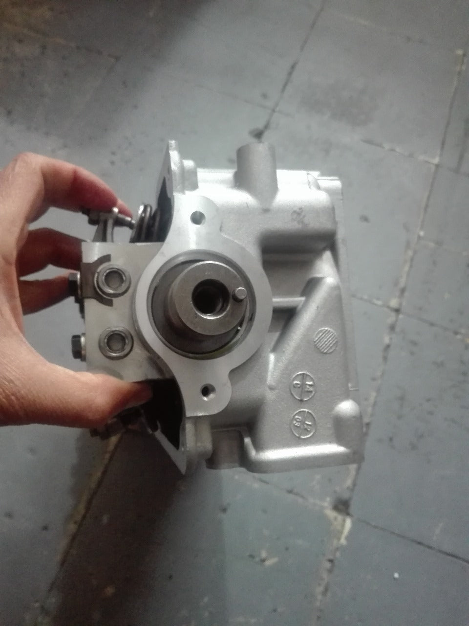 CULATA COMPLETA CHEVROLET SPARK CRONOS 7:24 B10S/C